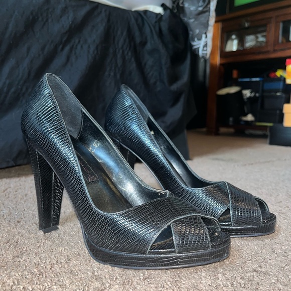 Steve Madden heels - Picture 1 of 4